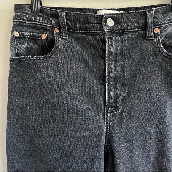 Abercrombie & Fitch Women's The 90's Straight Ultra High-Rise Jean Size 29 - Picture 8 of 13